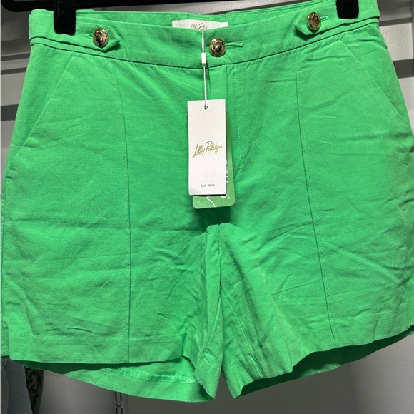 Lilly Pulitzer Deloria Linen Green Shorts Size 0 - Picture 1 of 5